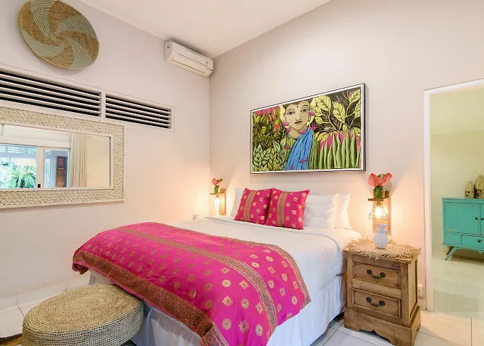 Bloom 3 - Coastal 2 Brm Sleeps 4 Villa Seminyak