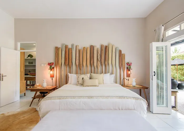 Bloom 3 - Coastal 2 Brm Sleeps 4 * Seminyak